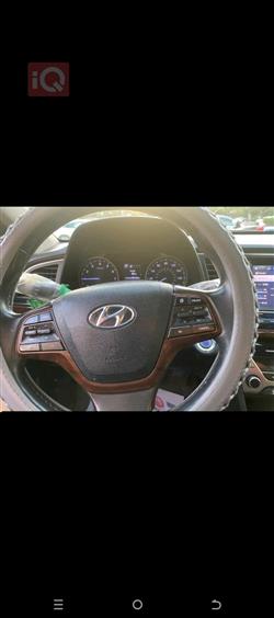 هیۆندای ئەلەنترا